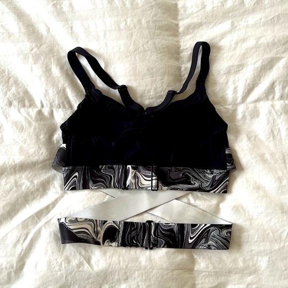 Adore Me High-impact Sports Bra in size S - Picture 2 of 2